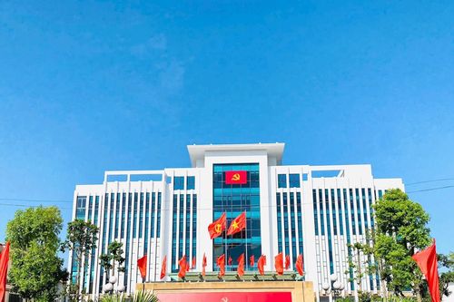Hà Nội kỷ luật 2 đảng viên nhận hối lộ