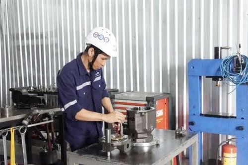 Thiết bị giả gia tăng, tiềm ẩn rủi ro cho hoạt động sản xuất