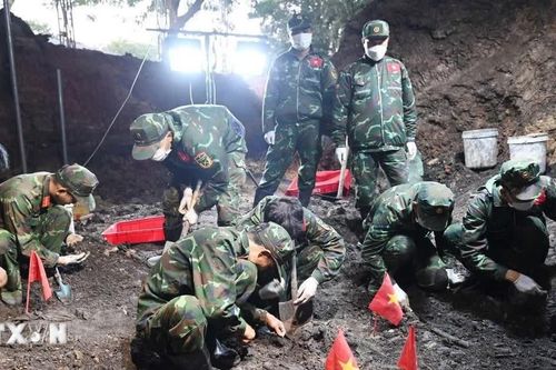 Phát hiện thêm rãnh mộ tập thể liệt sỹ tại công viên Lê Thị Riêng