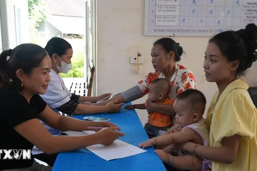 Nghệ An tinh gọn đầu mối, bảo đảm 'mạch nối' y tế cơ sở sau sắp xếp thôn, bản