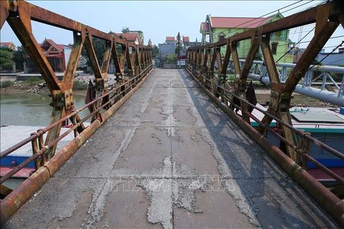 Phản hồi thông tin của TTXVN: Tháo dỡ cầu sắt bắc qua kênh Quần Liêu