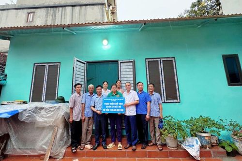 Hỗ trợ 100 triệu đồng/hộ xây nhà cho 165 gia đình có hoàn cảnh khó khăn