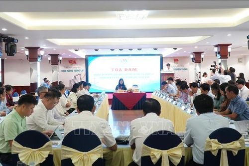 Nâng năng lực nhận diện rủi ro pháp lý cho người làm báo trong môi trường số