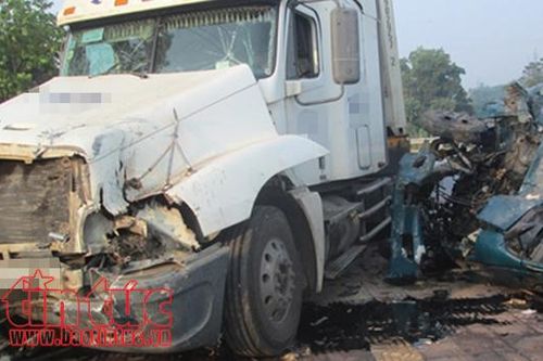 Tạm giữ lái xe đầu kéo gây tai nạn làm 3 người thương vong trên Quốc lộ 6