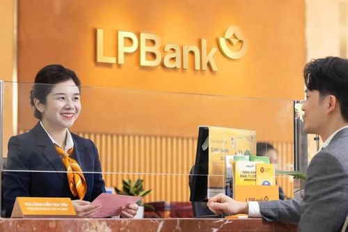 Ông Phạm Nhật Vượng vừa trở thành cổ đông mới, LPBank dự kiến huy động gần 12.000 tỷ đồng