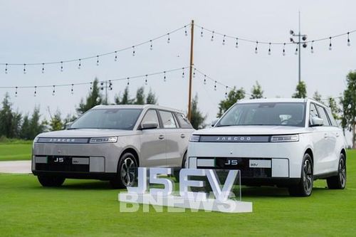 Ô tô Trung Quốc tăng tốc trên thị trường xe điện Séc
