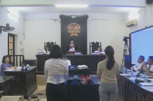 Xét xử vụ 'tranh chấp khoảng không' ở Trần Khát Chân, Hà Nội