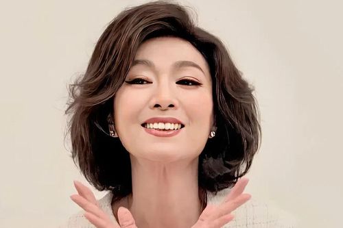Diễn viên Mễ Tuyết lên tiếng về chuyện kết hôn ở tuổi 71