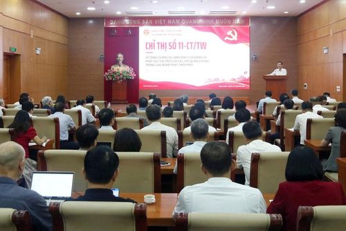 Đảng bộ MTTQ, các đoàn thể Trung ương quán triệt, đưa các quy định, chỉ thị mới của Đảng vào cuộc sống