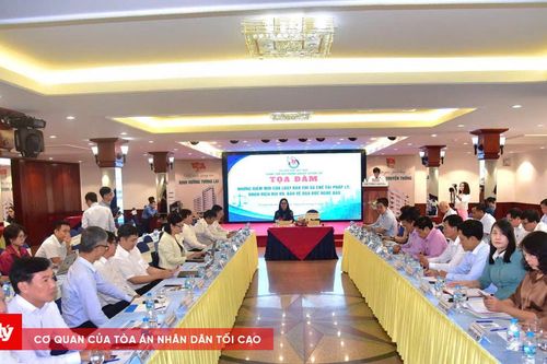 Báo chí tăng 'sức đề kháng' trên không gian số