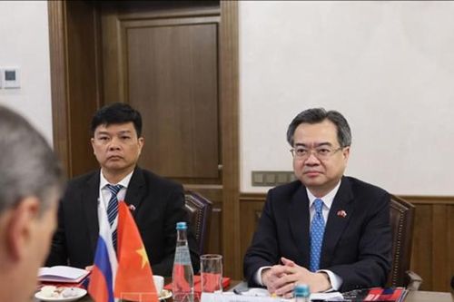 Việt Nam - Nga thúc đẩy hợp tác nghiên cứu chính sách, quản trị và phát triển nguồn nhân lực