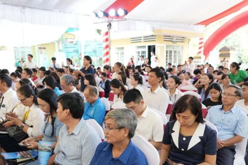 Hơn 5.000 cơ hội tuyển sinh, tuyển dụng, tại Huế trong tháng 9