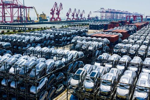 Mỹ gặp khó khi tìm cách giảm phụ thuộc vào pin Trung Quốc