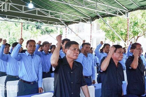 An Giang: Tiếp tục đưa hài cốt liệt sĩ trở về với đất mẹ