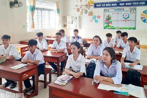 Thắp sáng ước mơ học tập cho học sinh đặc khu Thổ Châu