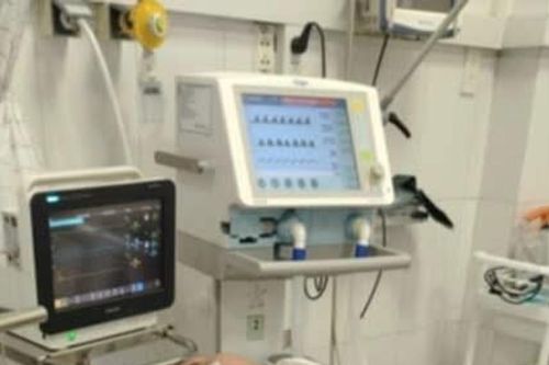 Một bệnh nhân nghèo trong cơn nguy kịch cần cứu giúp