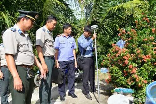 Hoàn tất cưỡng chế, chuyển giao quyền sử dụng đất cho ông Nguyễn Kim Phúc