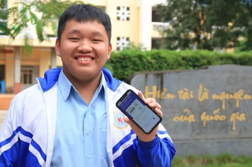 Nam sinh Trường THPT chuyên Hùng Vương đạt điểm tuyệt đối kỳ thi SAT