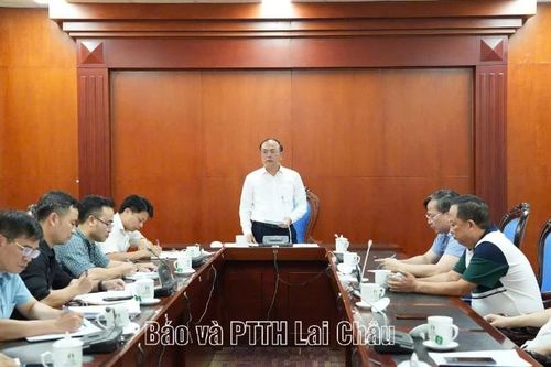 Phó Chủ tịch UBND tỉnh Nguyễn Sỹ Cảnh làm việc về tiến độ Dự án Khu nhà ở xã hội Đoàn Kết Lai Châu