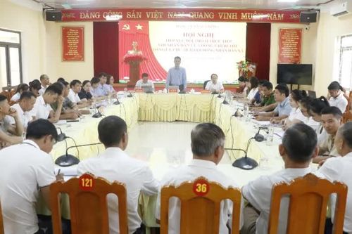 Quy Mông tổ chức Hội nghị tiếp xúc, đối thoại trực tiếp với Nhân dân