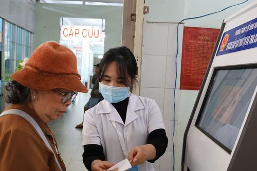 Bước tiến trong chuyển đổi số tại Trung tâm Y tế khu vực Ðức Trọng