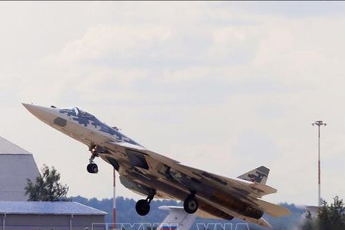 Nga giới thiệu tiêm kích Su-57E cùng dòng vũ khí tàng hình S-71 tại triển lãm El Alamein