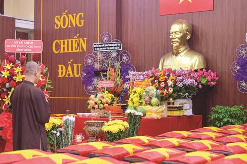 Ngày trở về trong nghĩa tình của các Anh hùng liệt sĩ