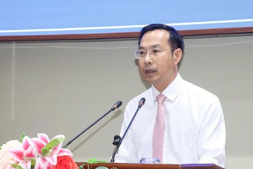Ông Nguyễn Thanh Nhàn giữ chức Chủ tịch UBND tỉnh Đồng Tháp