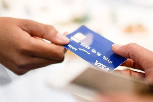 Cảnh báo bẫy 'mở tài khoản nhận tiền' nhắm vào học sinh, sinh viên