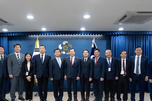 Bộ Công an thúc đẩy hợp tác an ninh, cảnh sát và chuyển đổi số với Hàn Quốc