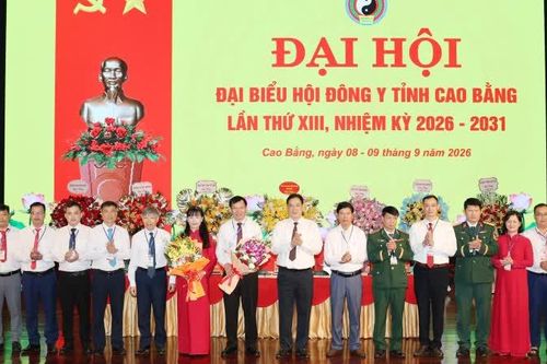 Phó Bí thư Tỉnh ủy Vũ Hồng Quang: Hội Đông y hợp tác nghiên cứu cây dược liệu, sản phẩm y học cổ truyền của Cao Bằng