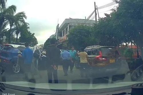 Làm việc với 2 tài xế xô xát, đánh nhau tại khu vực bến xe Miền Đông cũ