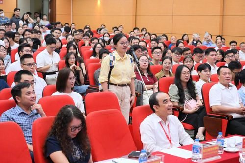 780 bác sĩ tranh 444 suất nội trú Đại học Y Hà Nội: Ngành nào tuyển nhiều nhất?