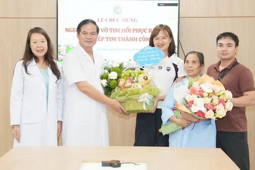 Chạy đua với thời gian, giành lại sự sống cho người phụ nữ bị vỡ tim