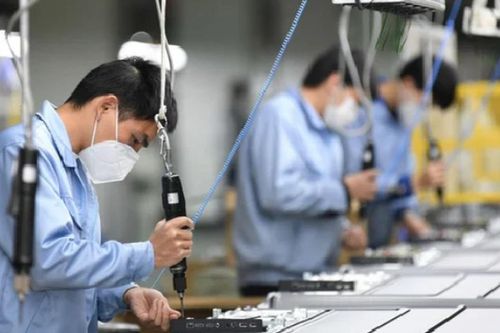 Chỉ còn 1 ngày nữa, hàng triệu người lao động cần biết rõ quy định mới liên quan đến lợi ích về chế độ làm việc