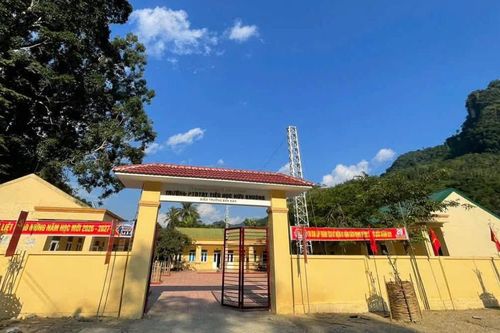 Bổ nhiệm hiệu trưởng sau sáp nhập gây xôn xao, Nghệ An yêu cầu rà soát