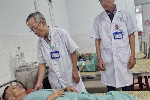 11 người nhập viện sau bữa trưa tại trung tâm chăm sóc người cao tuổi ở Đà Nẵng