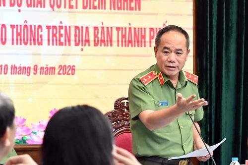 Giám đốc Công an Hà Nội yêu cầu: Xử lý triệt để xe tự chế, xóa 'điểm đen' rác thải
