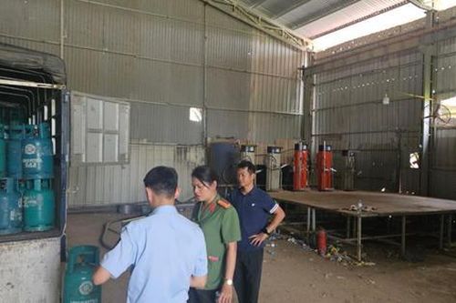 Phát hiện nhiều cơ sở san chiết gas trái phép, có dấu hiệu buôn bán hàng giả