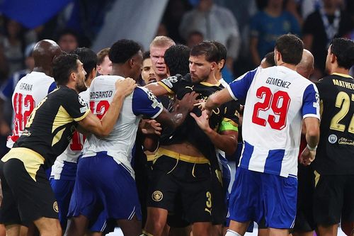 Man City đối mặt án phạt nặng từ UEFA