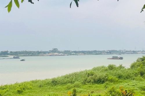 Hà Nội muốn biến du lịch đường sông thành sản phẩm hút khách