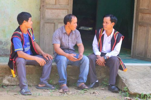 Quảng Ngãi: 1.098 thôn, tổ dân phố được kiện toàn theo mô hình 'Dân tin - Đảng cử'