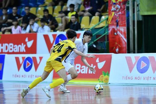 Thái Sơn Nam TP.HCM bất bại vào bán kết, Tân Hiệp Hưng giành vé phút chót