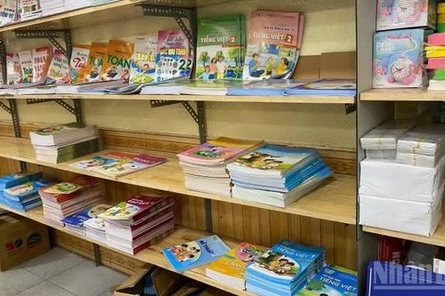 Để học sinh Huế có đủ sách giáo khoa
