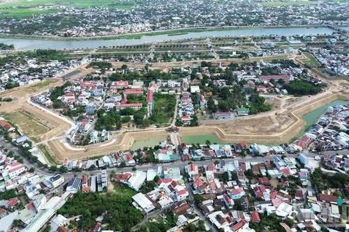Thành cổ Diên Khánh trước mùa mưa bão: Chạy đua với thời gian để giữ hồn di sản
