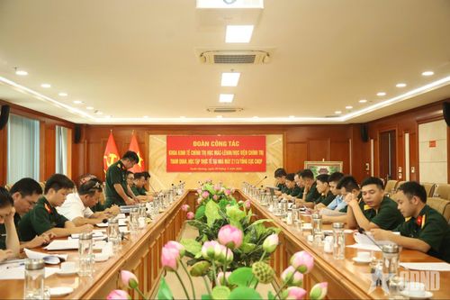 Khoa Kinh tế chính trị học Mác - Lênin, Học viện Chính trị tham quan, học tập thực tế tại Nhà máy Z113