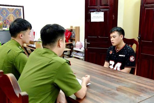 Bắt 7 đối tượng trong đường dây giả danh shipper lừa đảo đơn hàng trực tuyến