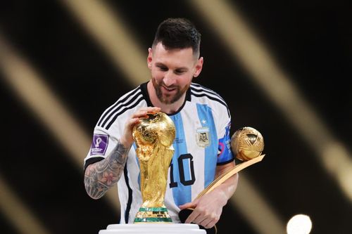 Quả bóng vàng 2026: Messi có tên, Ronaldo tiếp tục vắng bóng