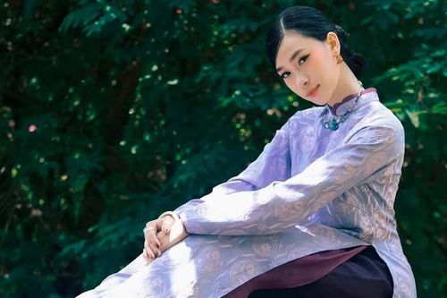Nữ sinh Quảng Trị lựa chọn bục giảng để lan tỏa tình yêu nghệ thuật