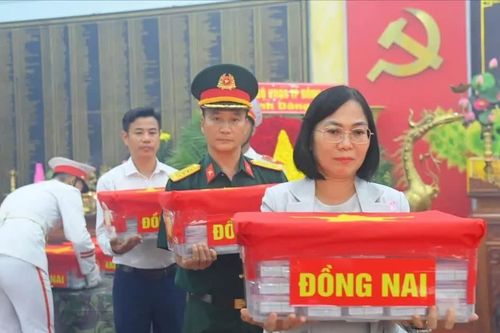 Đồng Nai bàn giao 4.618 mẫu sinh phẩm hài cốt liệt sĩ phục vụ giám định ADN